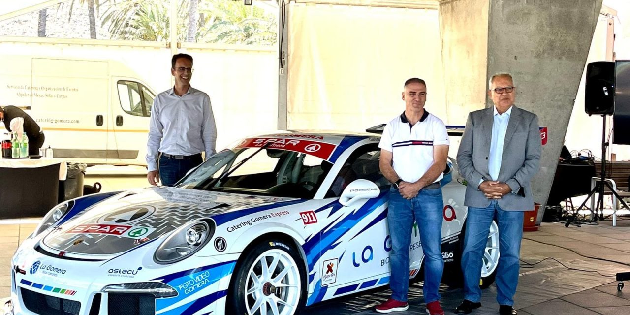 José Manuel González presenta en La Gomera su nuevo Porsche GT3