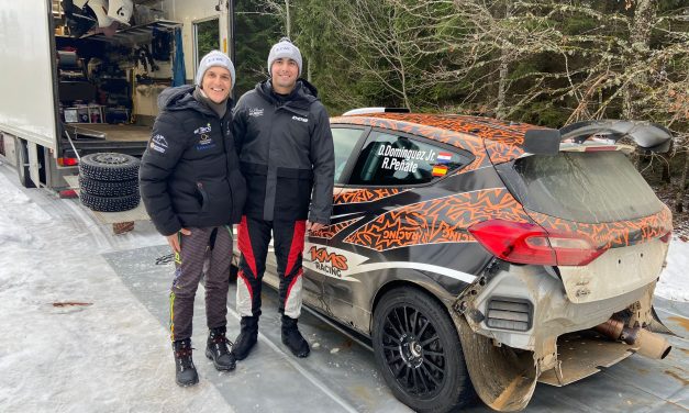 Domínguez y Peñate preparan  su primera cita del WRC