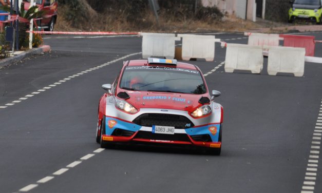 Félix Brito y Cristina Fariña satisfechos con su resultado en el Rallye Ciudad de La Laguna