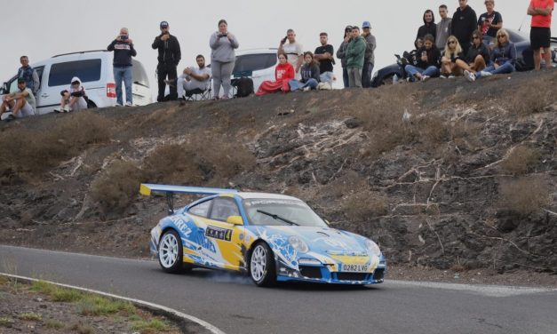 Victoria bien controlada de Toñín Suárez-Jorge Cedrés en el III Rallysprint Yaiza, Lanzarote 2023