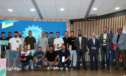 Los galardonados del Insular de Fuerteventura de Slalom reciben la recompensa a sus resultados