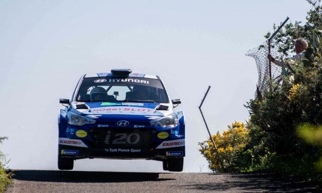 Raúl Quesada se sube por primera vez al podio del Rally Villa de Santa Brígida