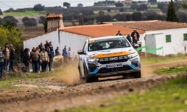 Dacia amplía su programa deportivo con la nueva Sandero Eco Cup Spain Tierra