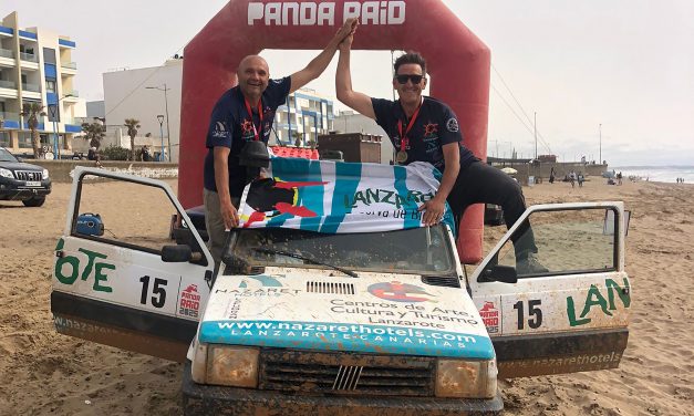 Los lanzaroteños Luis E. Ferrer y Pedro Padrón logran acabar una vez más la Panda Raid en Marruecos.