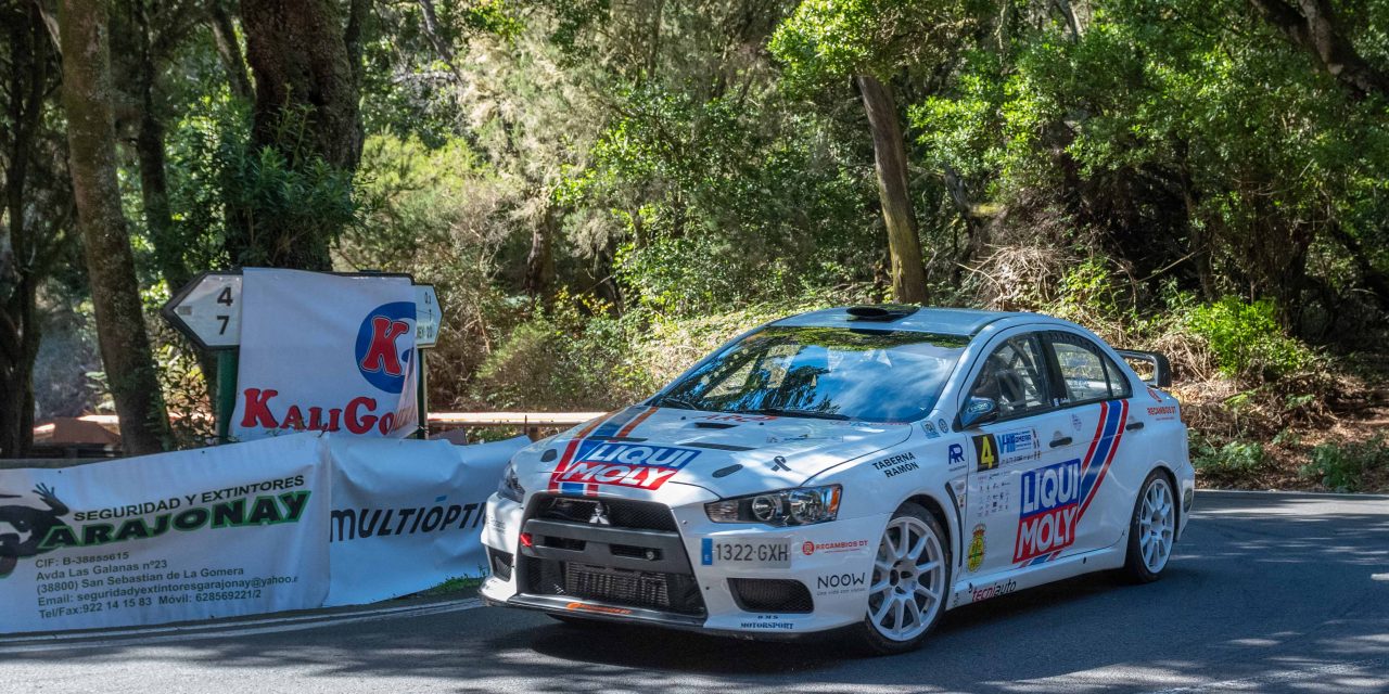 En su primera visita a esta prueba, el tinerfeño Víctor Delgado dominó, junto al grancanario Jacob Páez, esta octava edición.