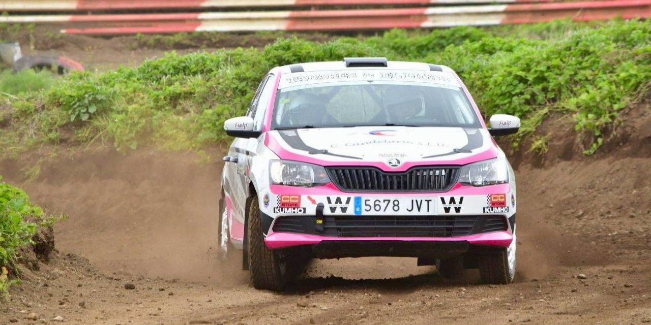 Carolina González y Saúl Hernández, primeros líderes de la Copa Wild Racing 2026