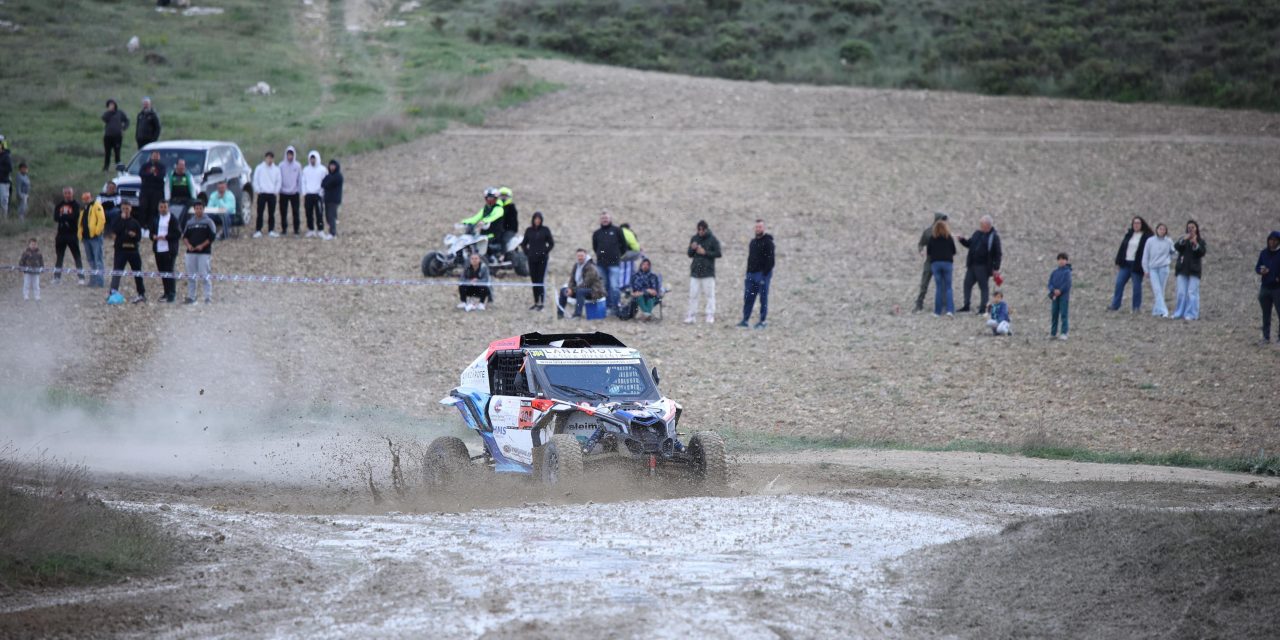 ALEXIS ROMERO EN EL PODIUM DE LA PRIMERA PRUEBA DE LA COPA DE EUROPA DE BAJAS FIA
