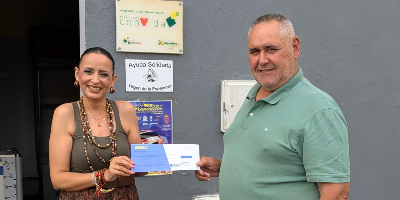 La Escudería Atogo cierra la 34ª edición del Rallye Villa de Granadilla con un gesto solidario: más de 1.000 euros donados a la Asociación Virgen de la Esperanza