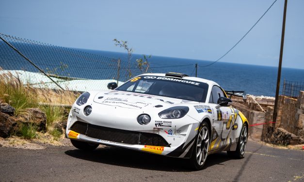 Jorge Rodríguez y Taydía Santana sellan una gran actuación en La Laguna con el Alpine A110