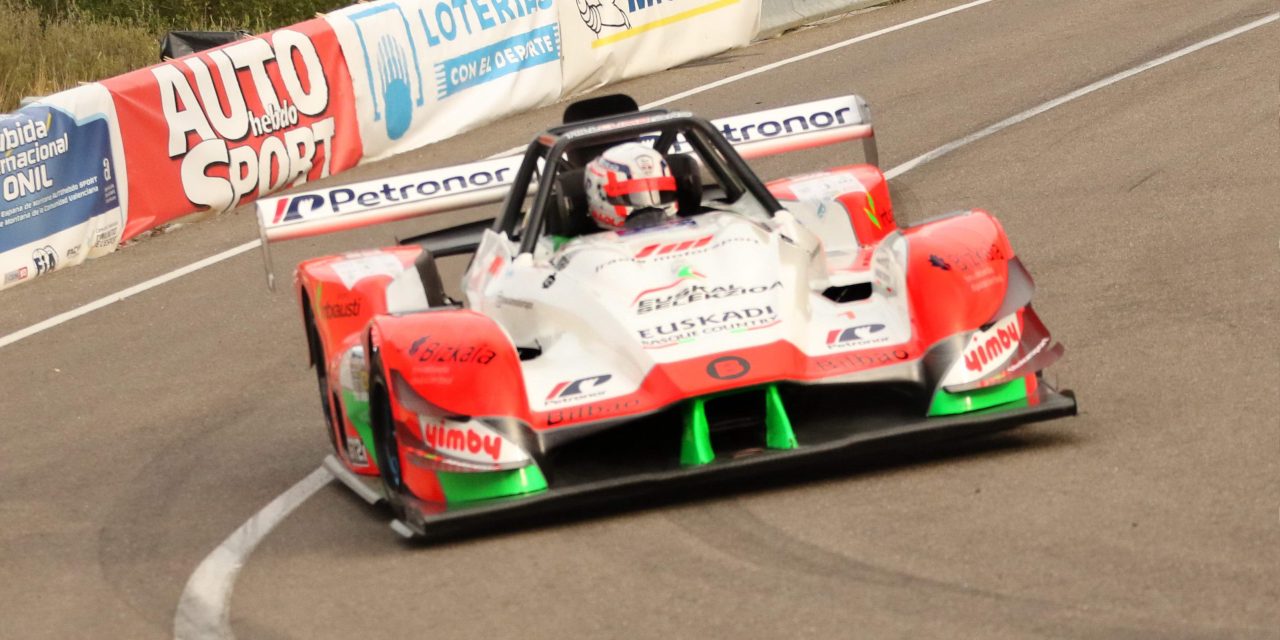 Subida Internacional a Onil: Victoria absoluta y título de la Categoría 2 para Joseba Iraola. José Antonio López-Fombona se proclamó campeón de la Categoría 1 y Adrián Artidiello logró un nuevo triunfo en la 3.