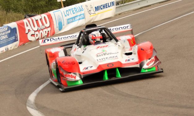 Subida Internacional a Onil: Victoria absoluta y título de la Categoría 2 para Joseba Iraola. José Antonio López-Fombona se proclamó campeón de la Categoría 1 y Adrián Artidiello logró un nuevo triunfo en la 3.