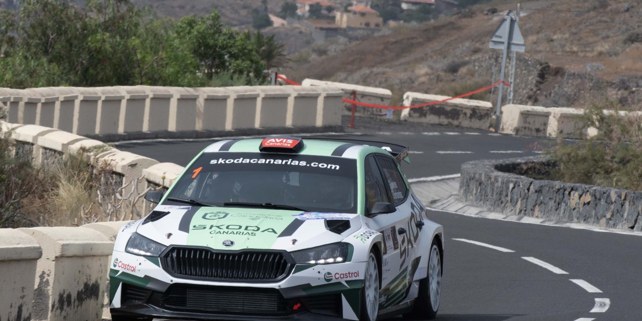Sergio Fuentes y Teco Hernández viajan a La Palma con su Škoda Fabia RS Rally2