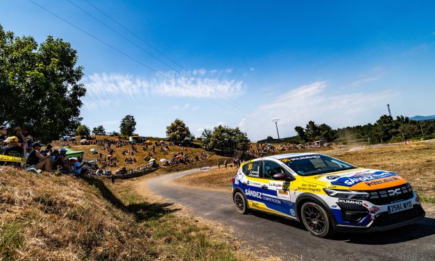 Kilian Santana y Jonathan Hernández se adentran en la fase de tierra de la Sandero Eco Cup Spain