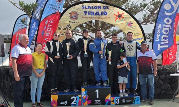 TOÑÍN SUÁREZ-KIMBERLEY SUÁREZ REPITEN TRIUNFO CON EL MITSUBISHI LANCER EVO – VELOCIDAD EN TIERRA TINAJO-Memorial Jefry Hernández