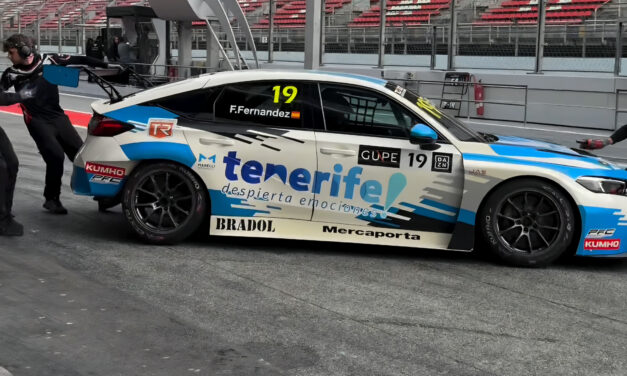 Santi Concepción jr, baja de última hora en la última carrera del TCR Europa en Barcelona.